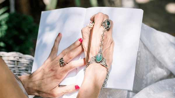 Manifest Your Dream Life with Journaling - Mooncat Crystals