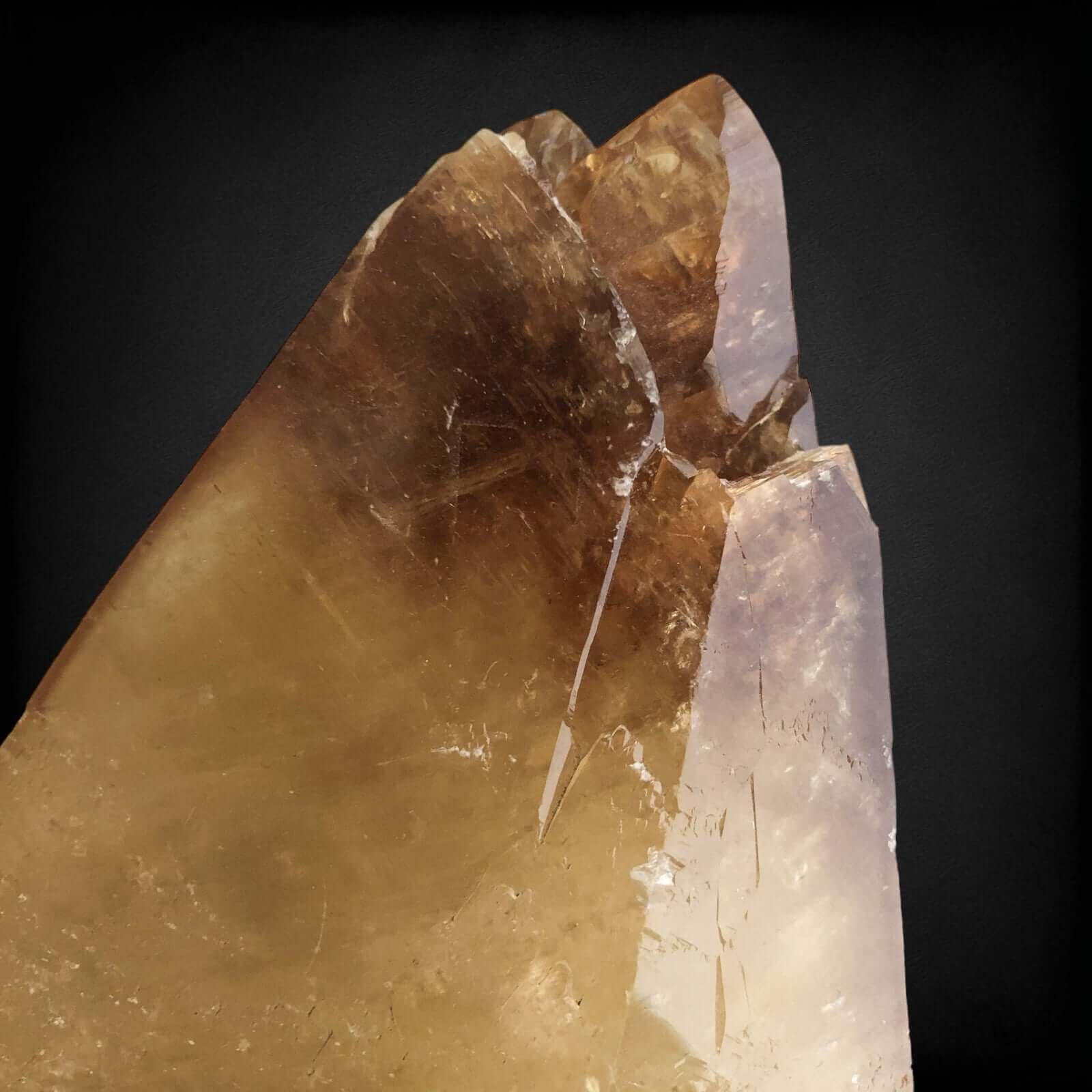 Elmwood “Stellar Beam” Calcite