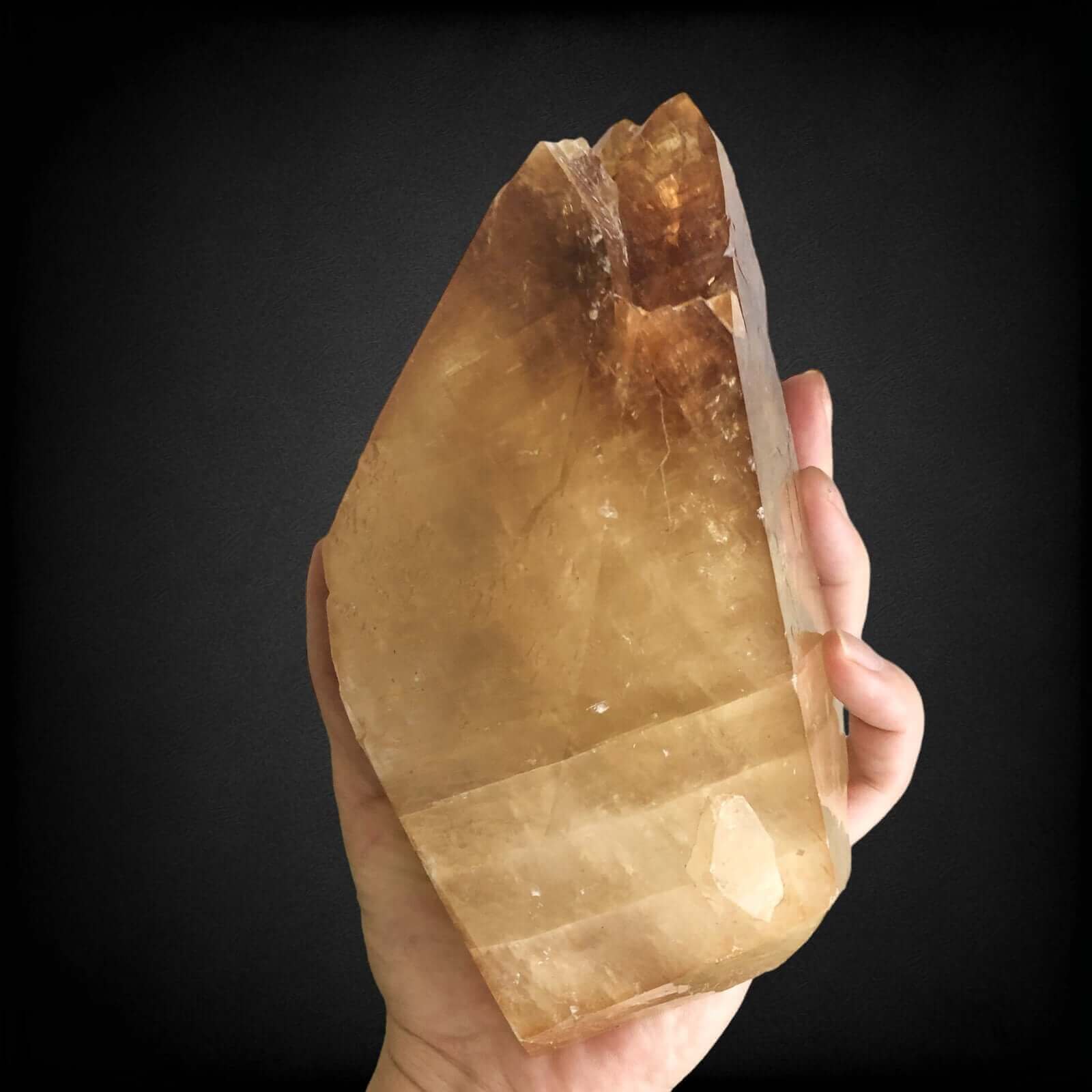Elmwood “Stellar Beam” Calcite