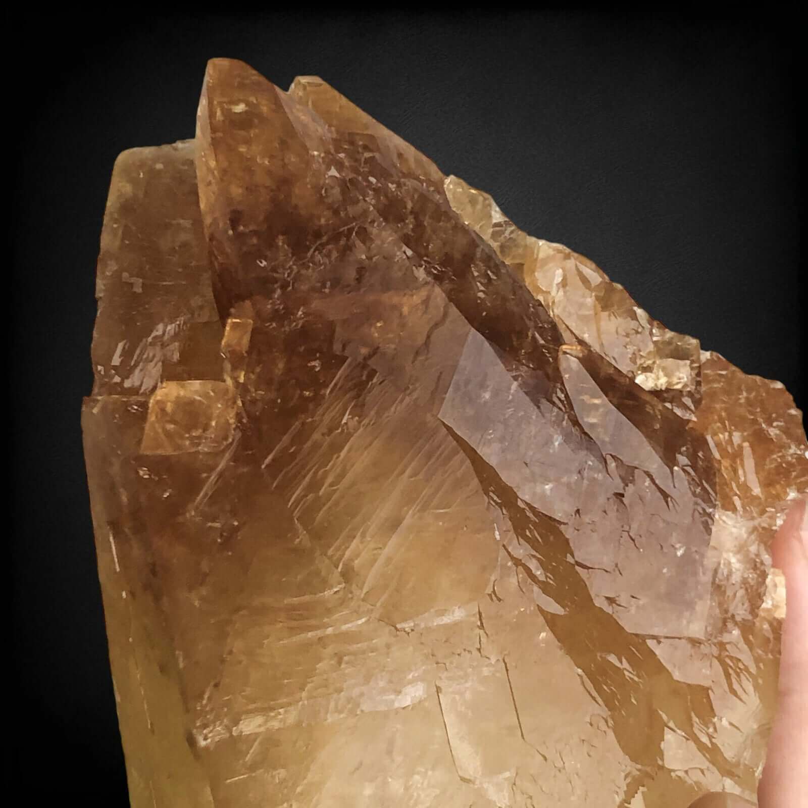 Elmwood “Stellar Beam” Calcite