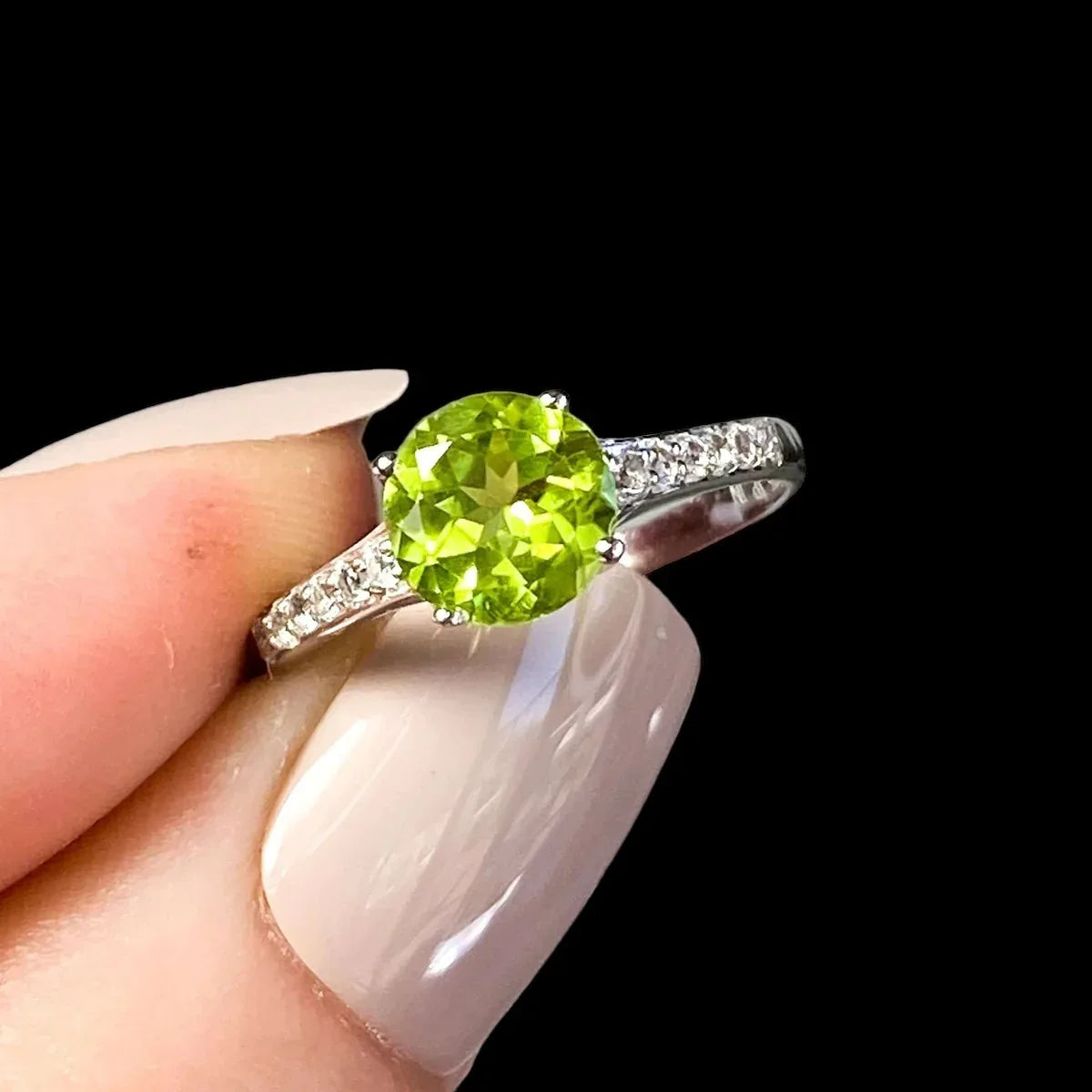 Peridot Ring | Size 7 with .925ss - Mooncat Crystals