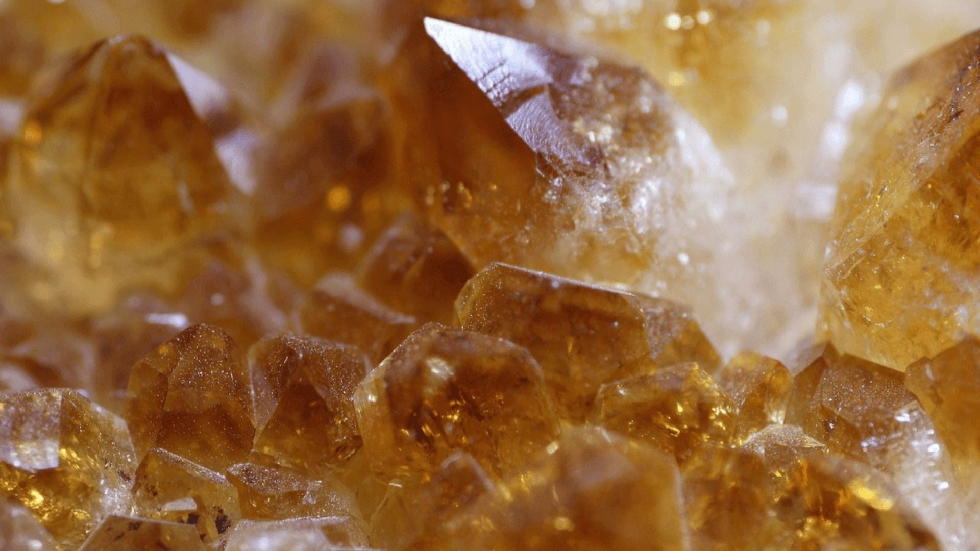 Close up picture of citrine
