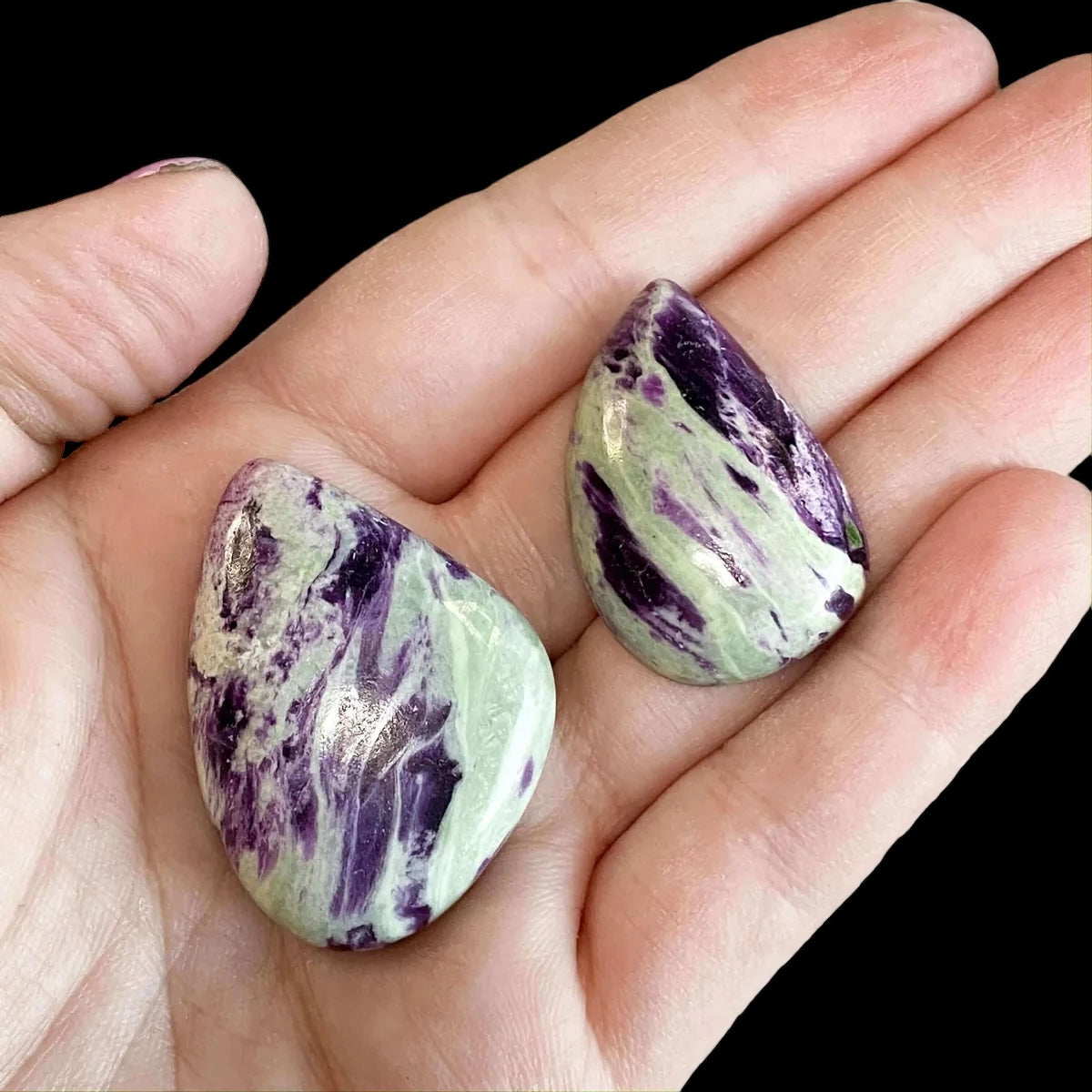 Kammererite Cabochon | You choose - Mooncat Crystals