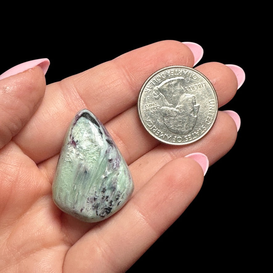 Kammererite Freeform - Mooncat Crystals